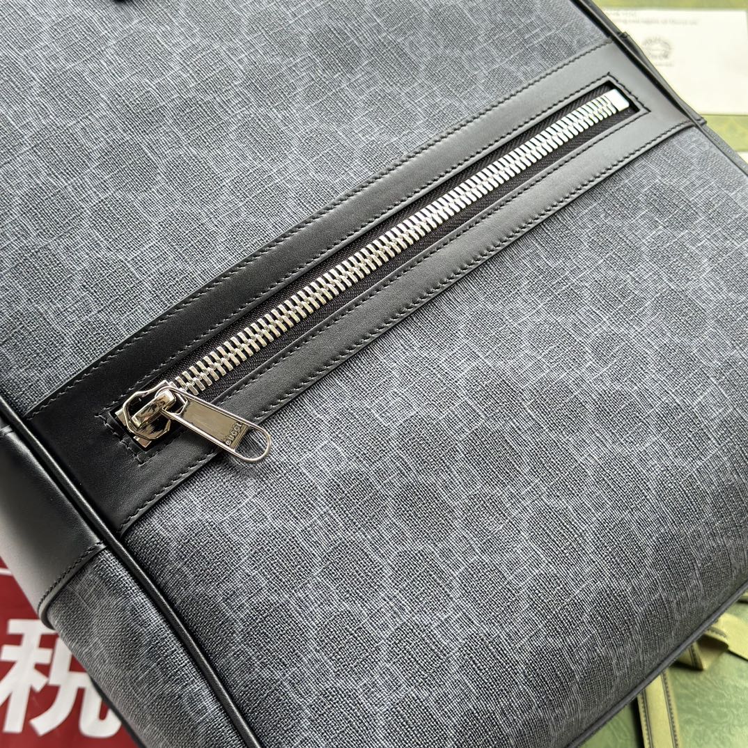 BACKPACK 44 IN GRAY MONOGRAM CANVAS AND BLACK LEATHER TRIM